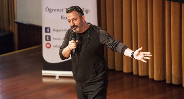 Cem Yılmaz’a Boğaziçi'den ’En Sevilen Mezun’ ödülü
