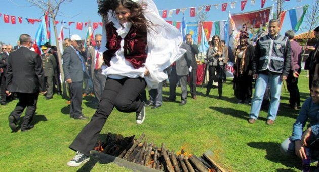 İstanbul'da 2015 Nevruz Kutlamaları ZKM'de