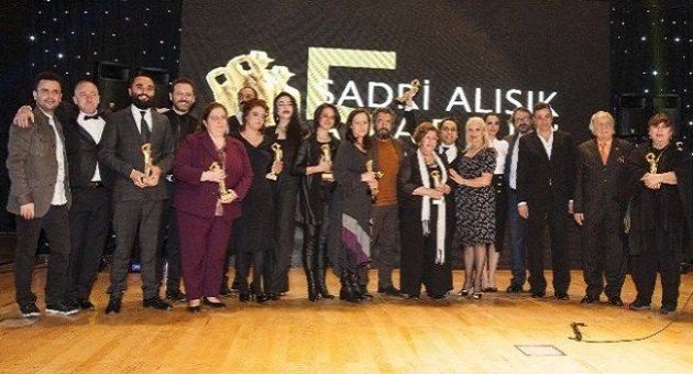 İşte Sadri Alışık Anadolu Tiyatro Ödülleri adayları
