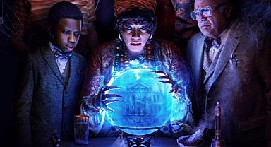 Perili Köşk filminin ilk fragmanı ve afişi paylaşıldı