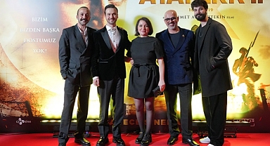 Atatürk filminin galasında neler yaşandı?