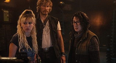 Millie Bobby Brown ve Chris Pratt'li Sanal Ülke'den fragman yayınlandı