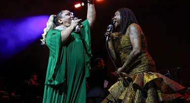 Buika ve Kibariye aynı sahnede buluştu