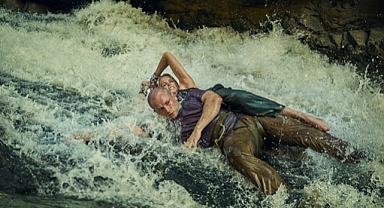 Charlize Theron ve Taron Egerton'lı APEX filminden ilk fragman paylaşıldı