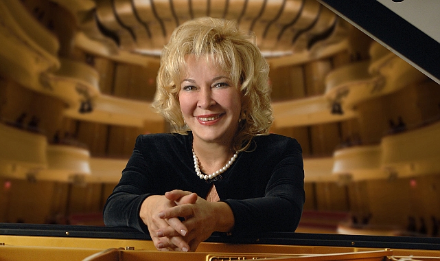 Frederic Chopin'e selam, Louise Farrenc'e saygı: AKM'de Gülsin Onay konseri